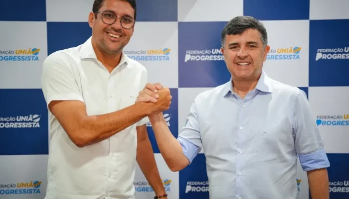 Eduardo da Fonte fortalece campanha ao Senado com apoio de prefeito de Camaragibe