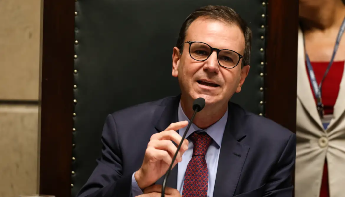 Eduardo Paes lidera corrida ao governo do RJ em pesquisa eleitoral