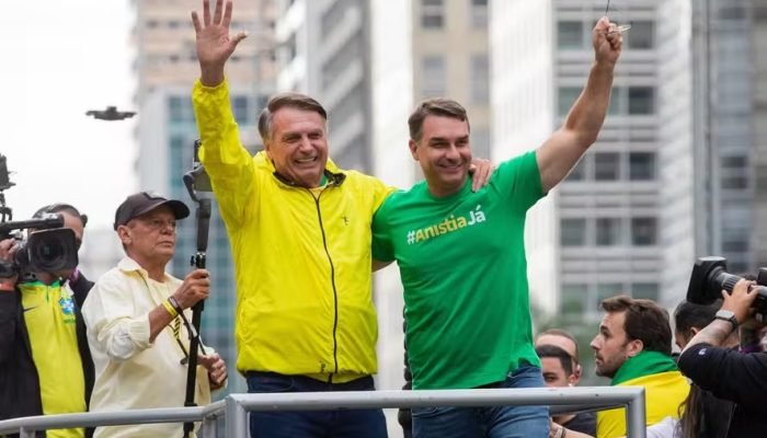 Eleições e estratégias: a busca por anistia para Jair Bolsonaro