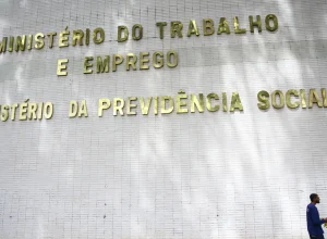 Empregos no setor agropecuário crescem 12,5 mil em agosto, segundo MTE