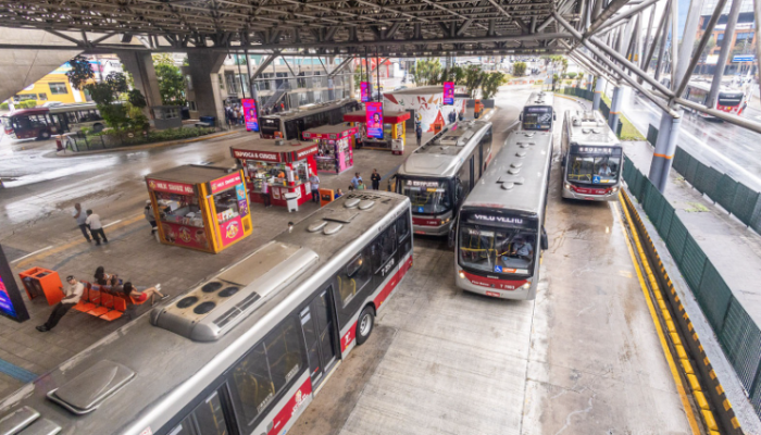 Empresas de transporte buscam incentivos na reforma tributária