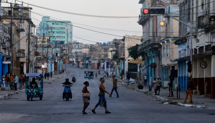 EUA emitem alerta sobre aumento de doenças em Cuba devido a bloqueio