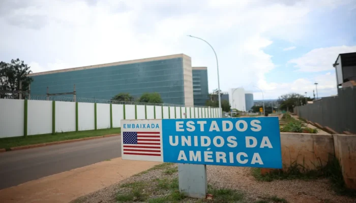 EUA fecham embaixada no Brasil devido a ameaças antes de eleições
