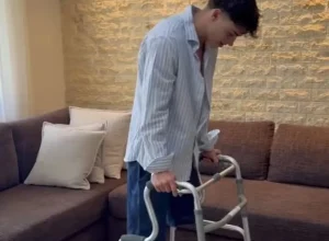 Ex-participante de reality processa produção após acidente grave