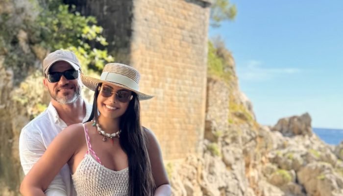 Fernanda Bande bloqueia famoso após receber vídeo íntimo não solicitado