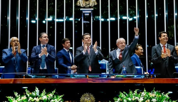 Fim da escala 6x1: trabalhadores terão duas folgas semanais