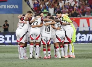 Flamengo enfrenta Bahia com cinco desfalques importantes