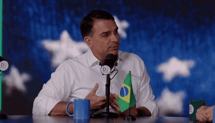 Flávio Bolsonaro critica promessas de Lula sobre canetas emagrecedoras no SUS