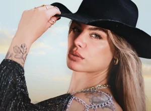 Franciele Almeida conquista Prova de Fogo em 'a Fazenda 18'