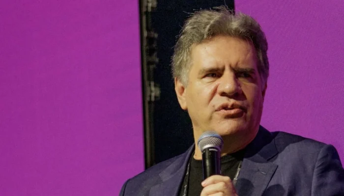 Fundador da Petz convoca protestos após revelações sobre Moraes e Vorcaro