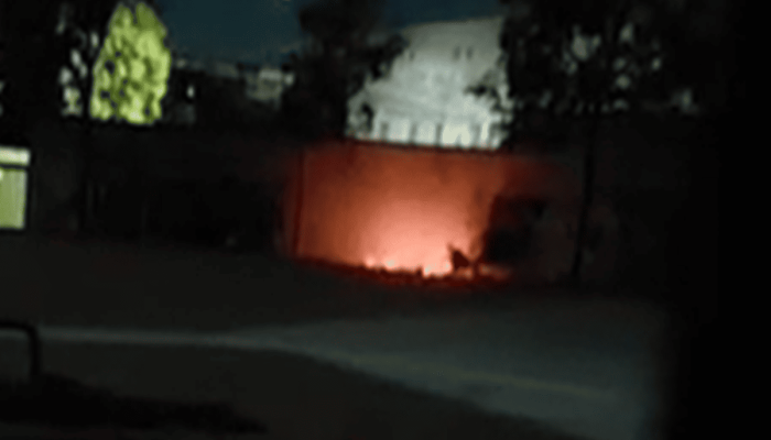 Furto de cabos deixa praça no DF sem iluminação