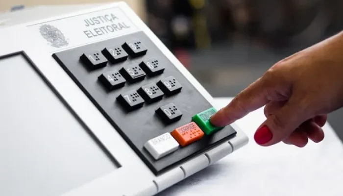 Governo de Pernambuco planeja reforço policial em zonas eleitorais do Recife