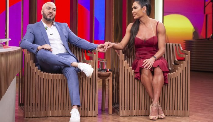 Gracyanne Barbosa nega rumores sobre frequentar casa de swing com Belo