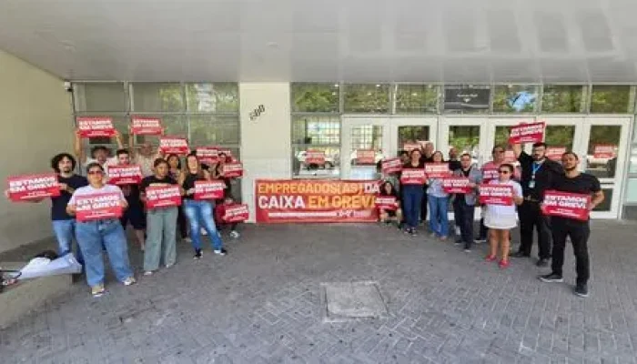 Greve nacional dos funcionários da Caixa Econômica Federal inicia sem previsão de término