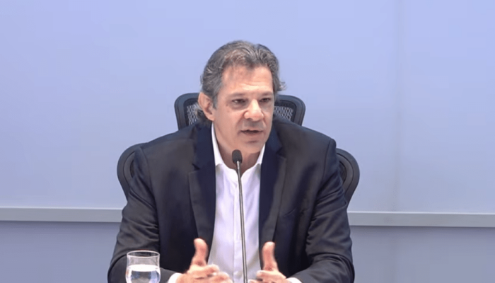 O ministro da Fazenda, Fernando Haddad, durante evento da Receita Federal sobre o Programa Confia...