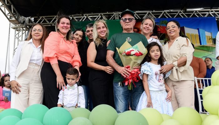 helbinha ianauguração da creche