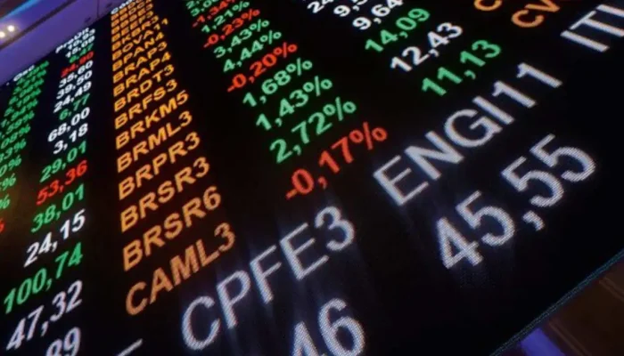 Ibovespa se recupera com alta do petróleo e avança 0,54%
