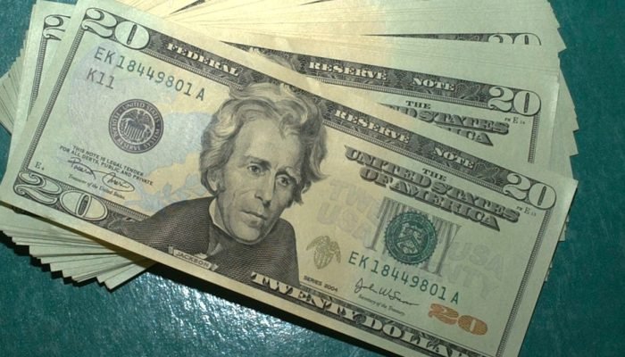 Últimas Ibaneis solicita R$ 4 bilhões ao FGC para fortalecer o Banco de Brasília João Vitor m...