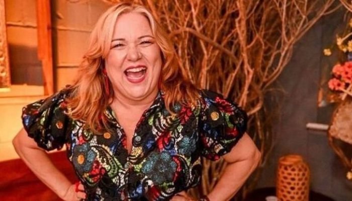 Nena Queiroga participa de jantar em homenagem aos 20 anos de blog