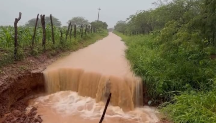 Chuvas intensas causam inundações e isolamento em Araripina