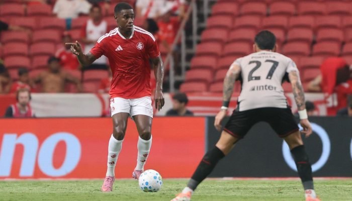 Internacional decide não escalar Félix contra Corinthians