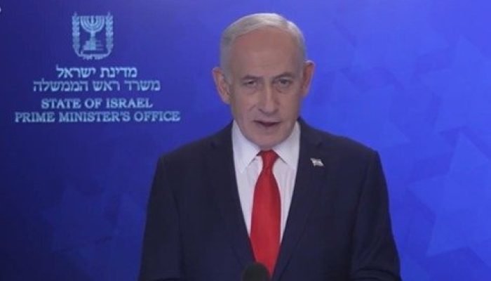 Israel ataca alvos no Irã e tensão cresce com ameaças dos EUA