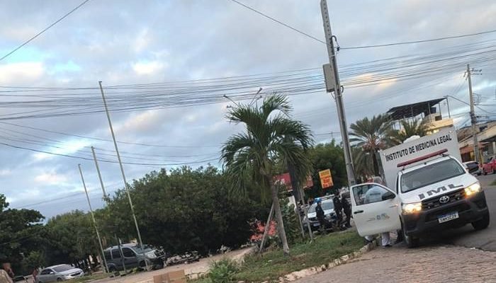Mulher em situação de rua é morta a facadas em Petrolina