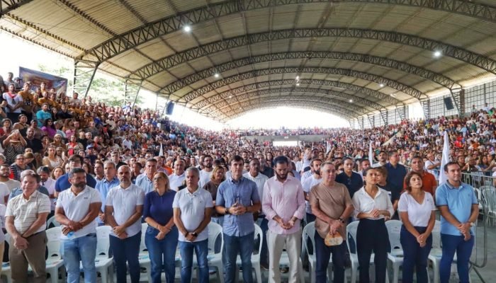 Arcoverde se destaca em evento político durante a Festa da Misericórdia