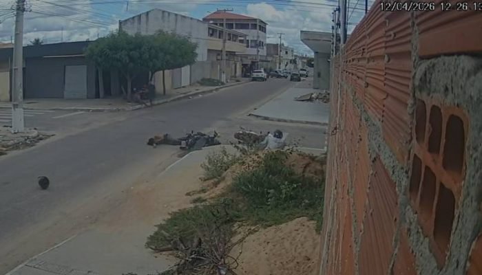 Acidente entre motos deixa feridos em Petrolina