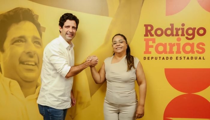 Prefeita Helbinha Rodrigues apoia reeleição de Rodrigo Farias