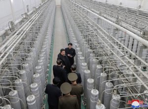 Coreia do Norte amplia capacidade nuclear com nova instalação de urânio