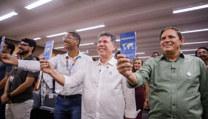 Prefeito do Cabo lança intercâmbio internacional para professores