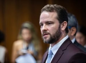 Governo permitirá uso do FGTS para quitar dívidas de brasileiros