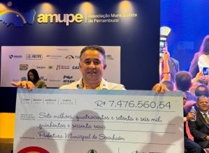 Prefeito de Sirinhaém assegura R$ 7 milhões em congresso da AMUPE