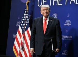 Trump sugere intervenção militar em Cuba em tom de brincadeira