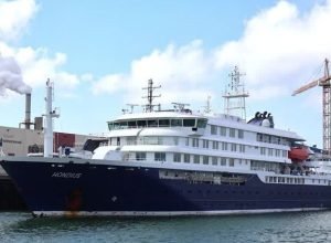 Navio com surto de hantavírus segue para Tenerife após evacuação