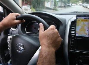 Por que motoristas cancelam corridas em aplicativos de transporte