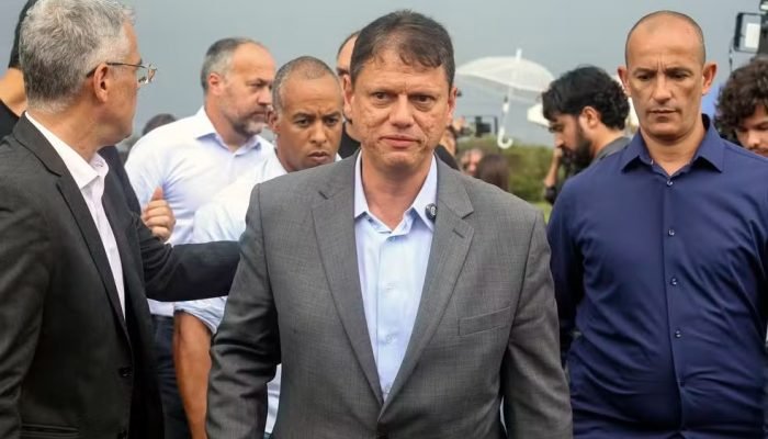 Ministério Público investiga Ratinho por falas homofóbicas