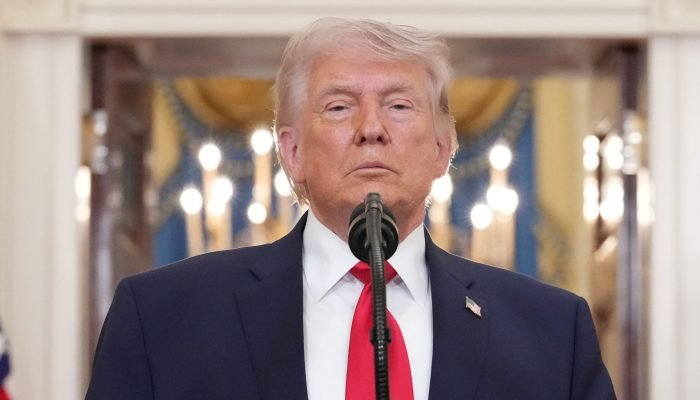 Trump pressiona Irã e afirma que paciência está no limite