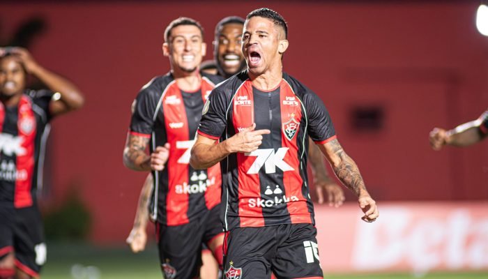 Vitória supera Flamengo e quebra tabus históricos na Copa do Brasil