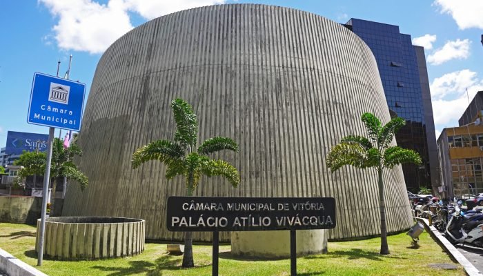 Semana em Vitória promete transição climática com chuvas no fim de semana