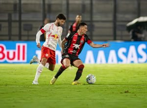Vitória enfrenta desafios como visitante na Série a