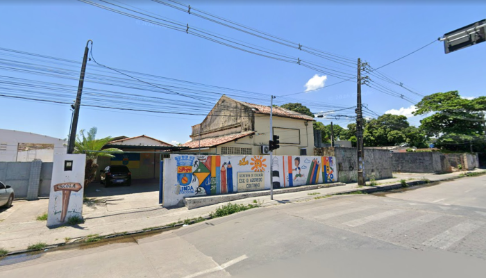 Paralisação de professores afeta escola municipal em Olinda