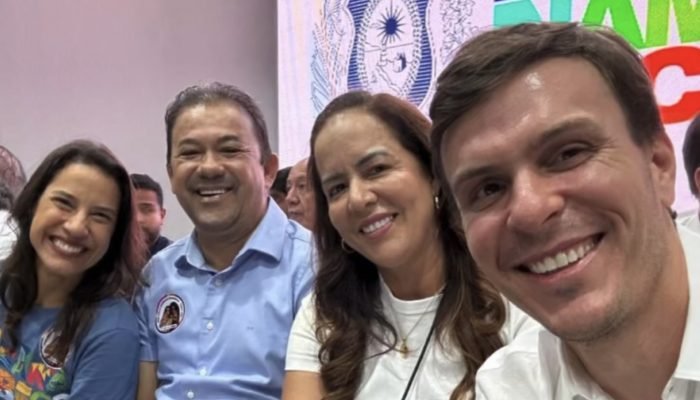 Miguel Coelho elogia gestão de Evilásio Mateus em Araripina