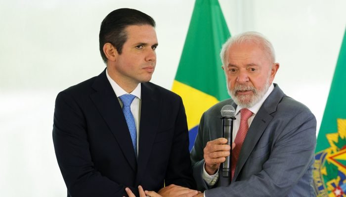 Lula e Motta discutem transição na PEC do fim da escala 6x1