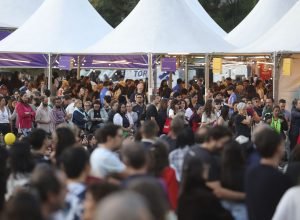 Feira do Livro 2026 em SP reúne autores e atividades culturais