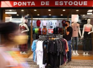 Dia Livre de Impostos oferece descontos de até 70% no Brasil