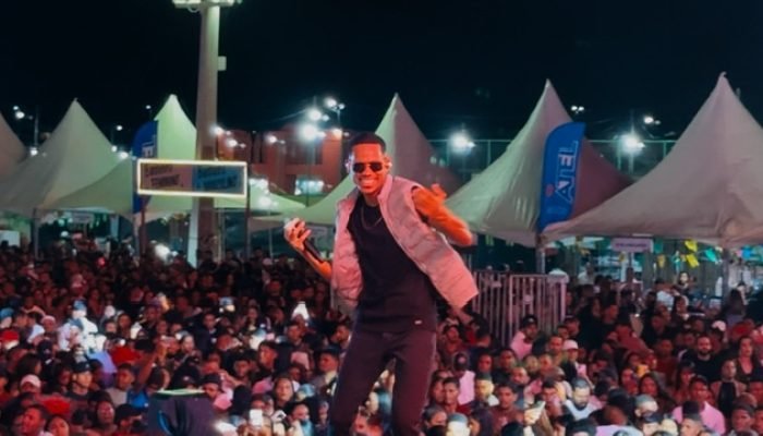 Abertura da Trezena de Santo Antônio em Abaré atrai multidão e celebra cultura local