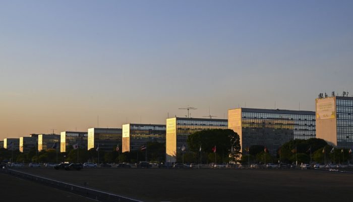 Agências reguladoras buscam recomposição de orçamento após cortes
