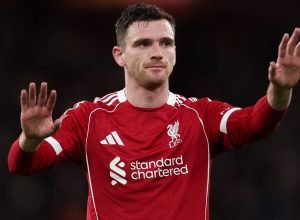 Tottenham reforça elenco com a contratação de Andy Robertson